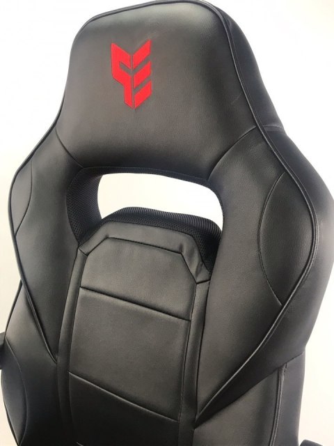 Fotel obrotowy do biurka TITAN BLACK PRO PU SPC Prototype Fotel obrotowy do biurka TITAN BLACK PRO PU SPC Prototype