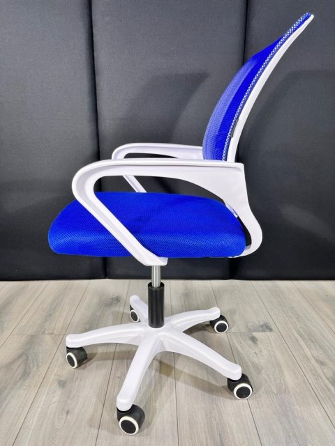 Fotel obrotowy do biurka VENTO BLUE MESH Lugano Fotel obrotowy do biurka VENTO BLUE MESH Lugano