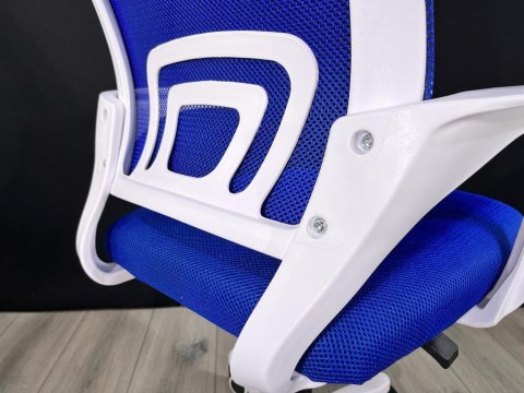Fotel obrotowy do biurka VENTO BLUE MESH Lugano Fotel obrotowy do biurka VENTO BLUE MESH Lugano
