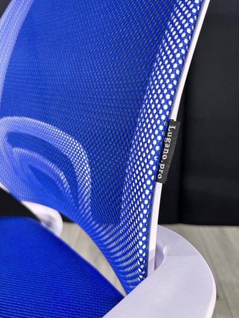 Fotel obrotowy do biurka VENTO BLUE MESH Lugano Fotel obrotowy do biurka VENTO BLUE MESH Lugano