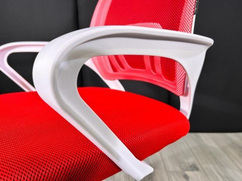 Fotel obrotowy do biurka VENTO RED MESH Lugano Fotel obrotowy do biurka VENTO RED MESH Lugano