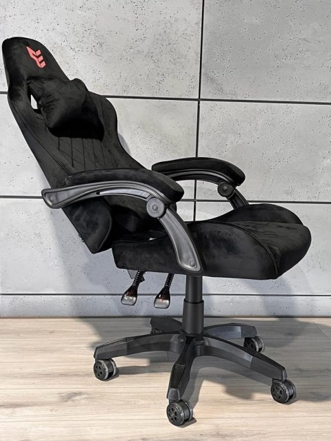Fotel obrotowy gamingowy HERO POKER ST BLACK ALCANTARA Prototype Fotel obrotowy gamingowy HERO POKER ST BLACK ALCANTARA Prototype