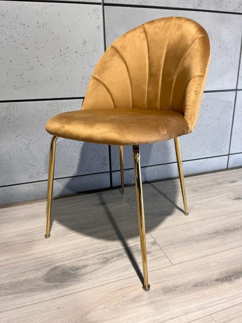 Krzesło tapicerowane CAMILA TRUFLE VELVET GOLD Lugano Krzesło tapicerowane CAMILA TRUFLE VELVET GOLD Lugano
