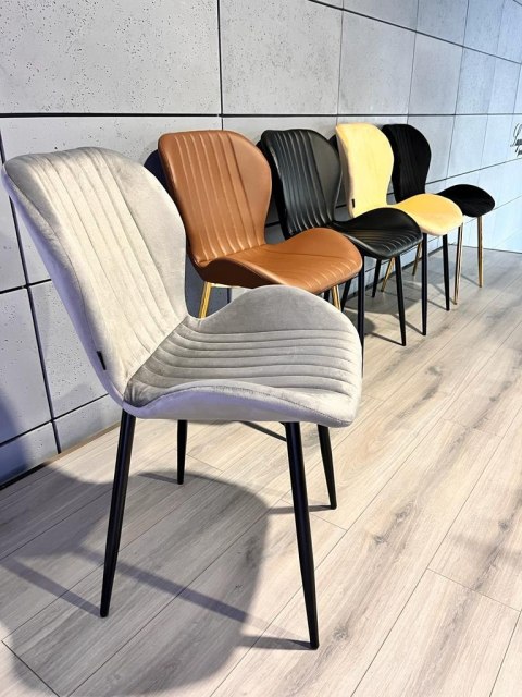 Krzesło tapicerowane MONTI VELVET GREEN Lugano Krzesło tapicerowane MONTI VELVET GREEN Lugano