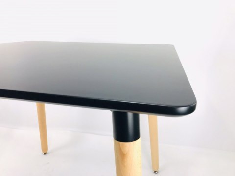 Stół kwadratowy GENUA BLACK 800 - II GATUNEK Lugano Stół kwadratowy GENUA BLACK 800 - II GATUNEK Lugano