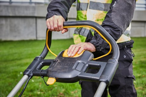 KOSIARKA DO TRAWY AKUMULATOROWA 48CM 2*18V 0*AH DEWALT KOSIARKA DO TRAWY AKUMULATOROWA 48CM 2*18V 0*AH DEWALT