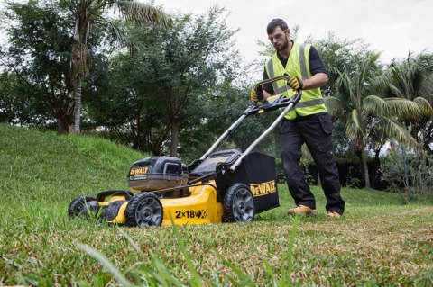 KOSIARKA DO TRAWY AKUMULATOROWA 48CM 2*18V 0*AH DEWALT KOSIARKA DO TRAWY AKUMULATOROWA 48CM 2*18V 0*AH DEWALT