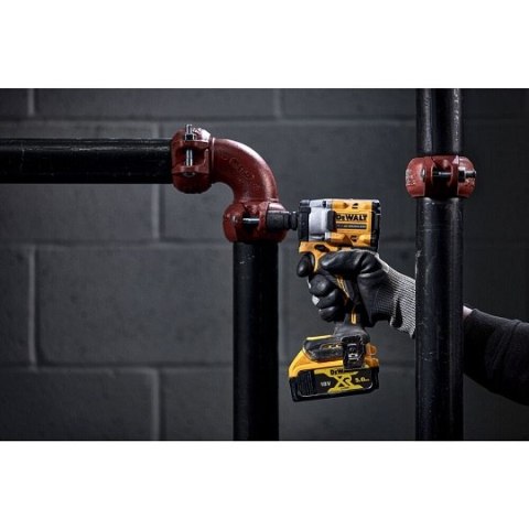 AKUMULATOROWY KLUCZ UDAROWY 1/2' XR 18V 0*AH 610 NM DEWALT AKUMULATOROWY KLUCZ UDAROWY 1/2' XR 18V 0*AH 610 NM DEWALT