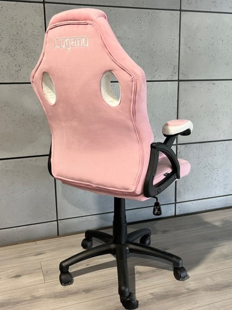 Fotel obrotowy do biurka CARRERA M ALCANTARA PINK FROST Lugano Fotel obrotowy do biurka CARRERA M ALCANTARA PINK FROST Lugano