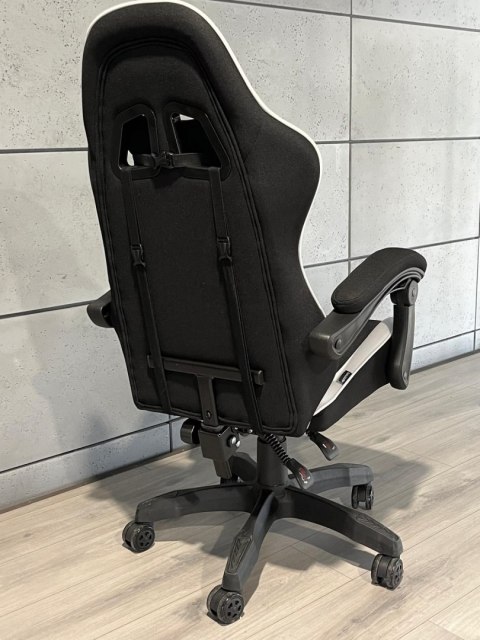 Fotel obrotowy gamingowy HERO ENZO WHITE FABRIC Prototype Fotel obrotowy gamingowy HERO ENZO WHITE FABRIC Prototype