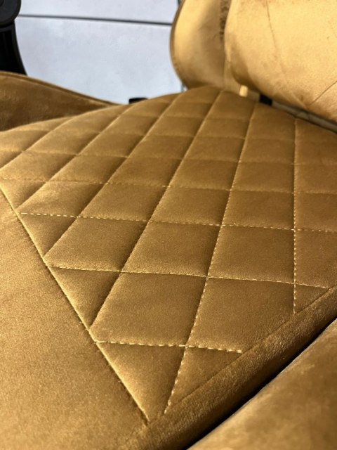 Fotel obrotowy gamingowy HERO POKER PRO SAND ALCANTARA Prototype Fotel obrotowy gamingowy HERO POKER PRO SAND ALCANTARA Prototype