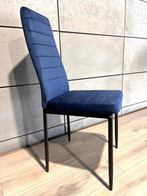 Krzesła tapicerowane zestaw 4 VALVA LINE VELVET BLUE Lugano Krzesła tapicerowane zestaw 4 VALVA LINE VELVET BLUE Lugano