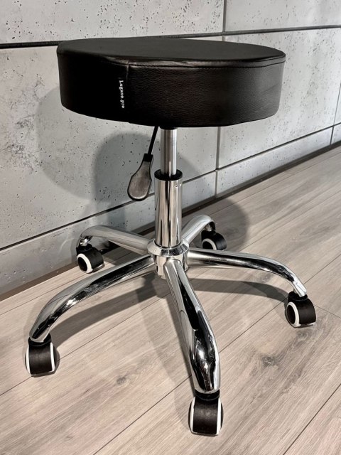 Krzesło obrotowe SIMPLE OFFICE BLACK PU Lugano Krzesło obrotowe SIMPLE OFFICE BLACK PU Lugano