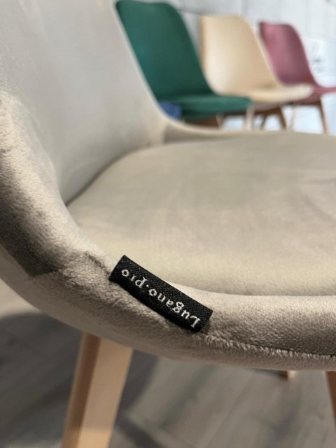Krzesło skandynawskie MONZA GRANDE GREY VELVET Lugano Krzesło skandynawskie MONZA GRANDE GREY VELVET Lugano