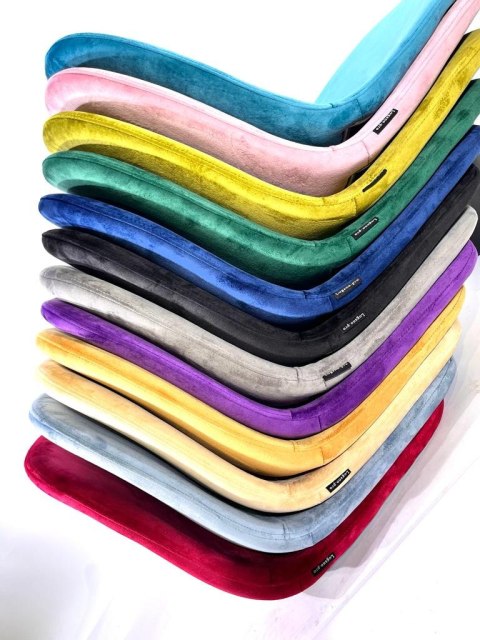 Krzesło tapicerowane GIULIA PURPLE VELVET Lugano Krzesło tapicerowane GIULIA PURPLE VELVET Lugano