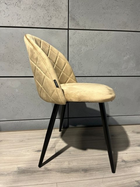 Krzesło tapicerowane GLORIA DIAMOND BEIGE VELVET OUTLET Lugano Krzesło tapicerowane GLORIA DIAMOND BEIGE VELVET OUTLET Lugano