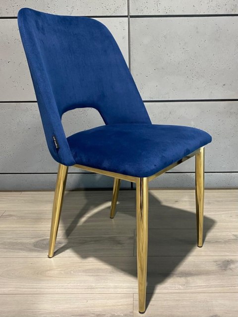 Krzesło tapicerowane GOTI BLUE VELVET GOLD Lugano Krzesło tapicerowane GOTI BLUE VELVET GOLD Lugano